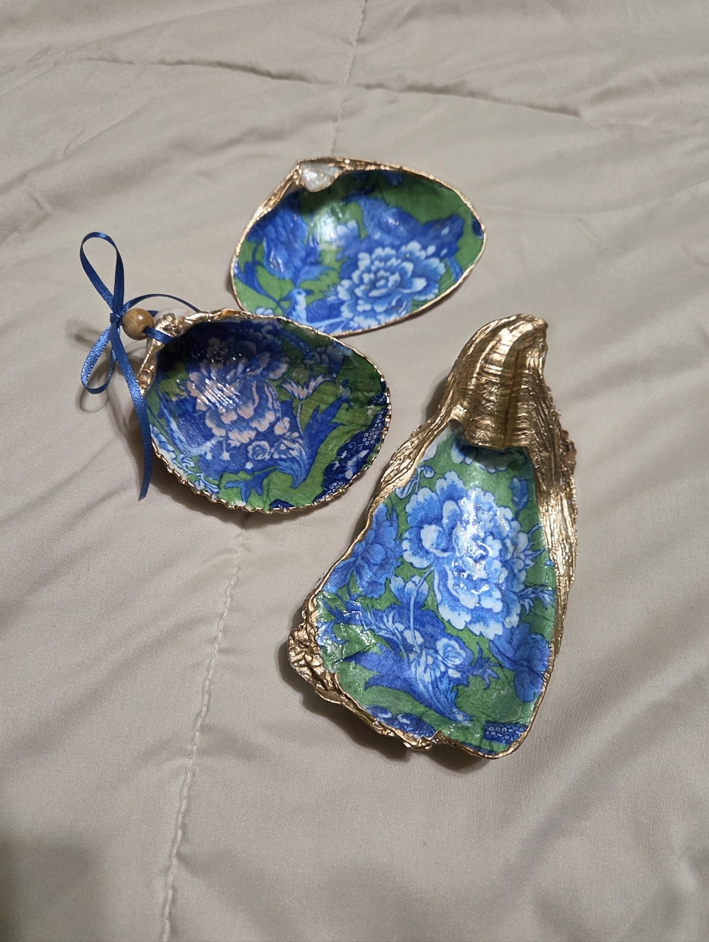 Handcrafted Jewelry Dish in Natural Shells ⚜️💙⚜️